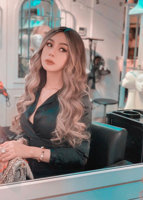 Sao Việt đáp trả mạnh mẽ trước tin đồn hết thời, ế show không thể không nhắc đến Lâm Khánh Chi. Năm 2018, antifan cho rằng Lâm Khánh Chi đã hết hot, không tập trung vào ca hát, suốt ngày chiêu trò. Lập tức, Lâm Khánh Chi phản pháo.