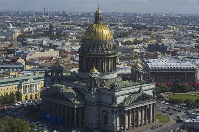 St Petersburg, Nga – Thành phố có bề dày lịch sử và văn hóa, được thành lập bởi đại đế Peter vào năm 1703 nhưng độc giả Travel + Leisure lại cho thấy người dân địa phương có vẻ không mấy hiếu khách, bị đòi giá quá cao nếu không biết tiếng Nga là điều hay xảy ra ở đây.