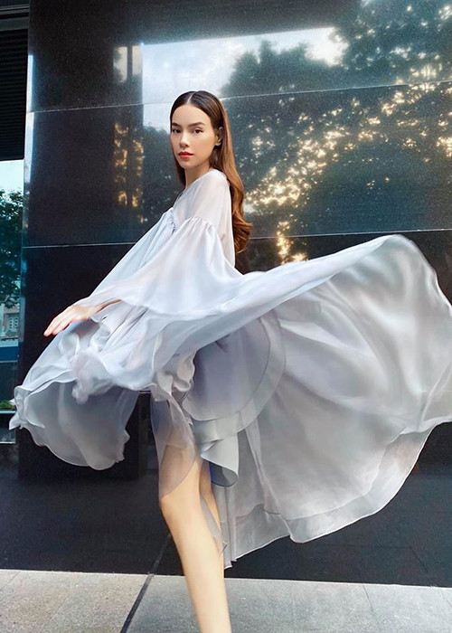 Gần đây, Hồ Ngọc Hà vướng nghi vấn mang bầu sau khi liên tục che chắn vòng 2.
