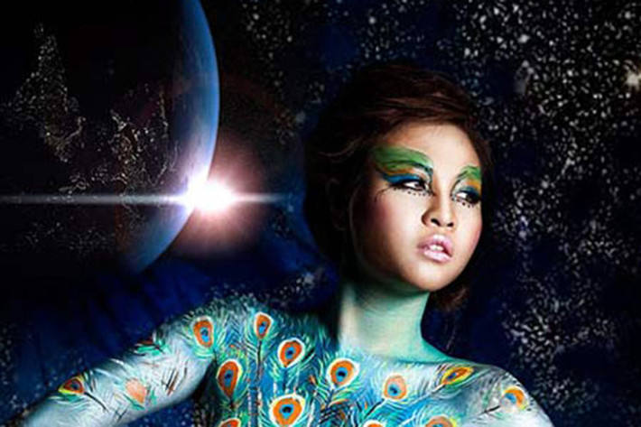 Body painting là nghệ thuật vẽ trên cơ thể khỏa thân. Không ít mỹ nhân Việt từng làm người mẫu cho môn nghệ thuật này. Một trong số đó là Đàm Thu Trang. Ảnh: Datviet