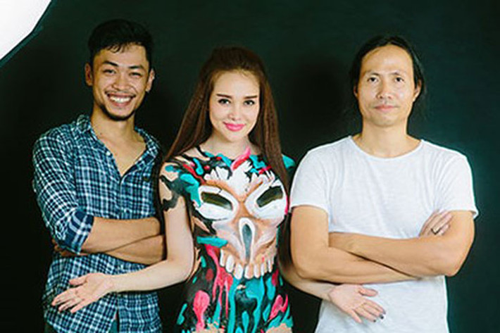 Ngô Lực từng vẽ cho một số nghệ sĩ Việt như: Minh Thư, Vân Trang, Jolie Phương Trinh... Trong ảnh, người mẫu Trendy Trần cộng tác với Ngô Lực trong bộ ảnh Halloween. Ảnh: Plo