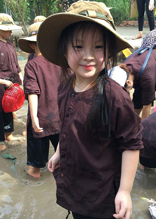 Người hâm mộ Ninh Dương Lan Ngọc khen bé Khả My xinh như thiên thần.