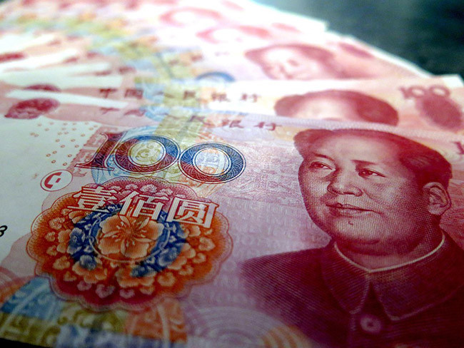 Giá cả phải chăng: Nhiều người sẽ cho rằng trên phạm vi toàn cầu, Trung Quốc nói chung vẫn rất phải chăng. Tuy nhiên, du lịch quanh Bắc Kinh hoặc Thượng Hải giá cả sẽ đắt đỏ hơn so với ở Vũ Hán. Từ nhà trọ, khách sạn cho đến ẩm thực, Vũ Hán có tất cả mọi thứ mà du khách cần: thực phẩm, cuộc sống về đêm, mua sắm và văn hóa, nhưng có mức giá khá mềm.