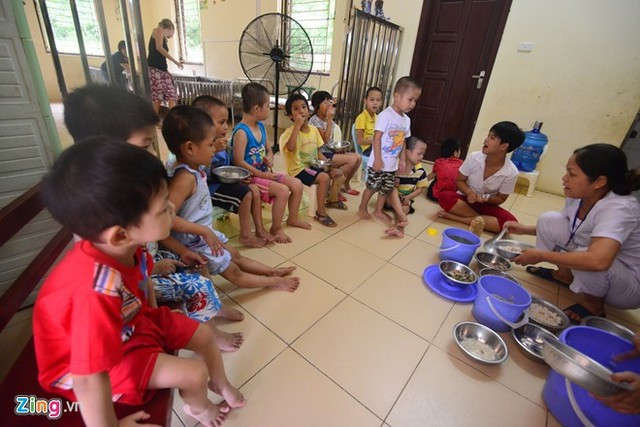 Tháng 8/2014, 22 trẻ em và 5 người già từ chùa Bồ Đề (Long Biên) được chuyển lên Trung tâm nuôi dưỡng người già và trẻ em tàn tật Hà Nội tại Thụy An (Ba Vì, Hà Nội). Sau hơn một năm, sức khỏe trẻ em chùa Bồ Đề đều tiến triển tốt.