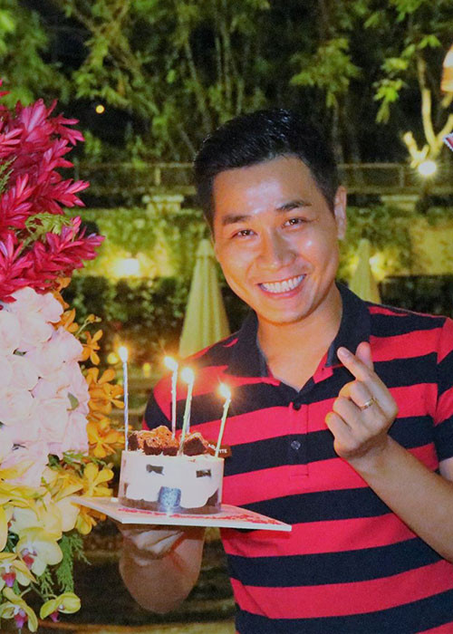 Nguyên Khang cảm ơn lời chúc mừng sinh nhật từ gia đình, người thân và fans.