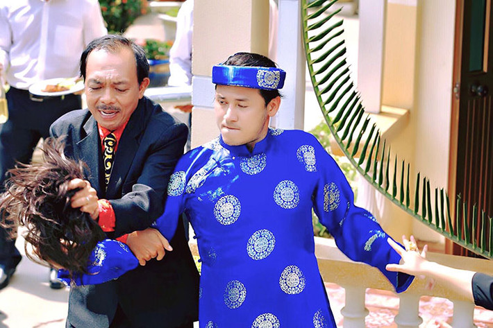 Trong diễn xuất, Thanh Hoàng luôn nghiêm túc. Anh không ngại thử sức mình ở nhiều dạng vai từ chính kịch, bi kịch đến hài kịch. Ảnh: FBNV