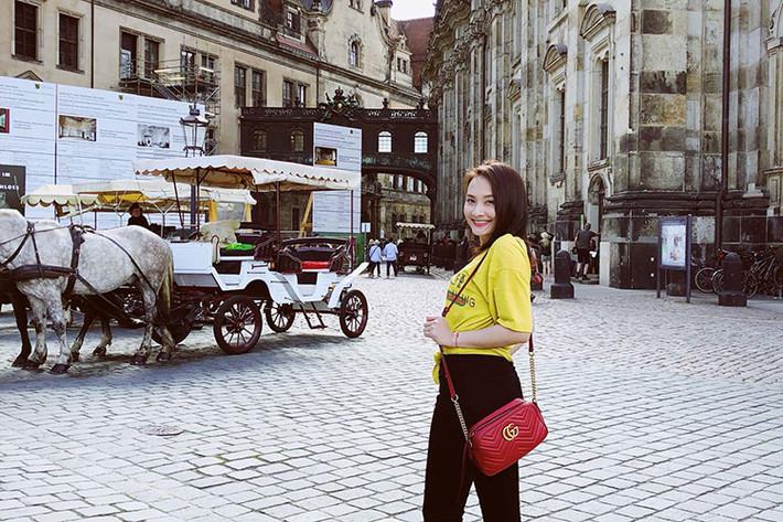 Bảo Thanh đi mua sắm ở Frankfurt là một trong những tin tức sao Việt trong ngày 3/7.