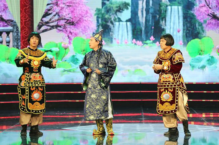 Đỗ Duy Nam và Trung "Ruồi" là hai trong số những gương mặt trẻ tham gia Táo quân 2019. Cả hai đóng phó thiên lôi vô cùng ranh mãnh có nhiệm vụ hù dọa các Táo trước khi vào chầu. Ảnh: Tiền Phong