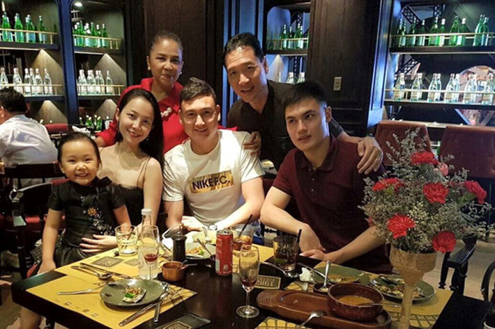 Mối quan hệ giữa Linh Nga và em họ làm thủ môn luôn nhận được sự chú ý của dư luận. Ảnh: Thế giới trẻ