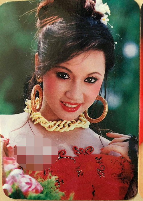 Y Phụng là mỹ nhân nổi tiếng vào những năm của thập niên 90 với nhiều danh xưng như “biểu tượng gợi cảm”, “người đẹp gợi cảm.