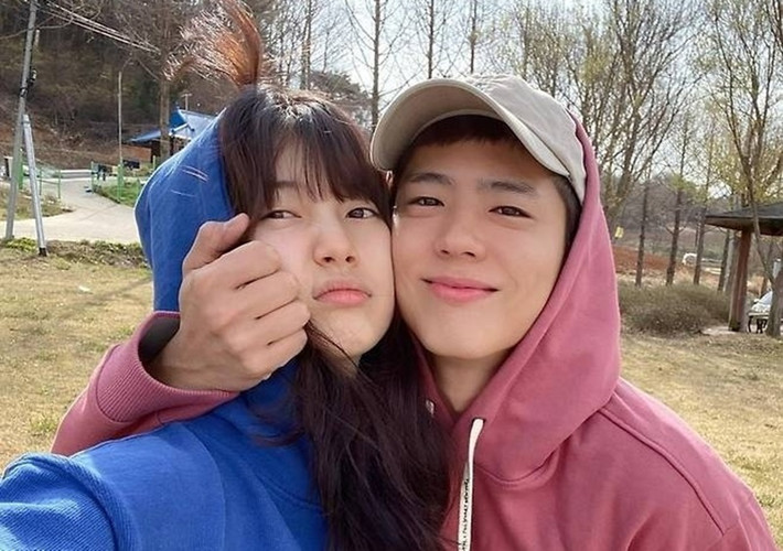 Nam chính phim Khi cuộc đời cho bạn quả quýt cho biết, anh và Suzy có tình bạn thân thiết. Ảnh: Thế Giới Điện Ảnh.