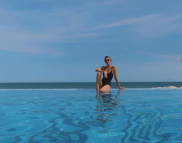 Tăng Thanh Hà cũng không ít lần "phá lệ" khoe ảnh diện áo tắm. Ảnh: Instagram Tăng Thanh Hà.