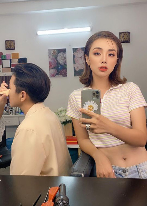 Chuyện tình của Lan Trinh không nhận được sự ủng hộ từ phía mẹ của nữ ca sĩ.
