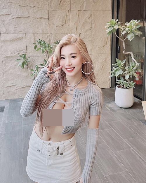 Hot girl Triệu Bội Nhi có biệt danh là Bella, đến từ Đài Loan.