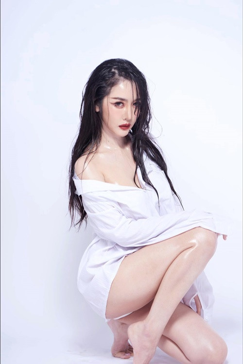 Hình ảnh Punrada mặc táo bạo quá quen thuộc với người hâm mộ.
