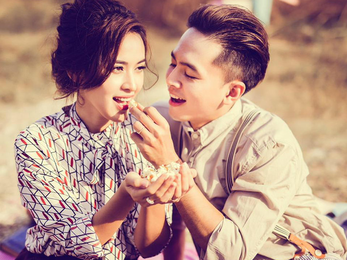 Tú Vi - Văn Anh quen biết nhau khi đóng chung bộ phim “Bếp hát”, ghi hình vào năm 2013.