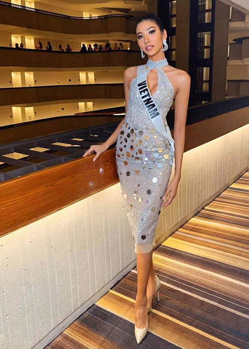 Chỉ còn ít ngày nữa, Hoàng Thùy sẽ bước vào chung kết cuộc thi Miss Universe 2019 - Hoa hậu Hoàn vũ Thế giới 2019. Theo Missosology, Hoàng Thùy sẽ lọt top 20.