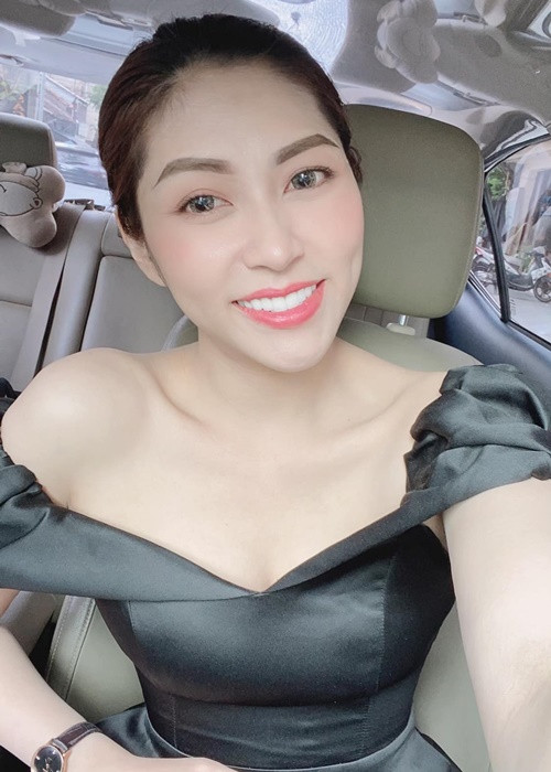 Lùm xùm giữa Hoa hậu Đại dương Đặng Thu Thảo và chồng cũ đã lắng xuống được một thời gian.