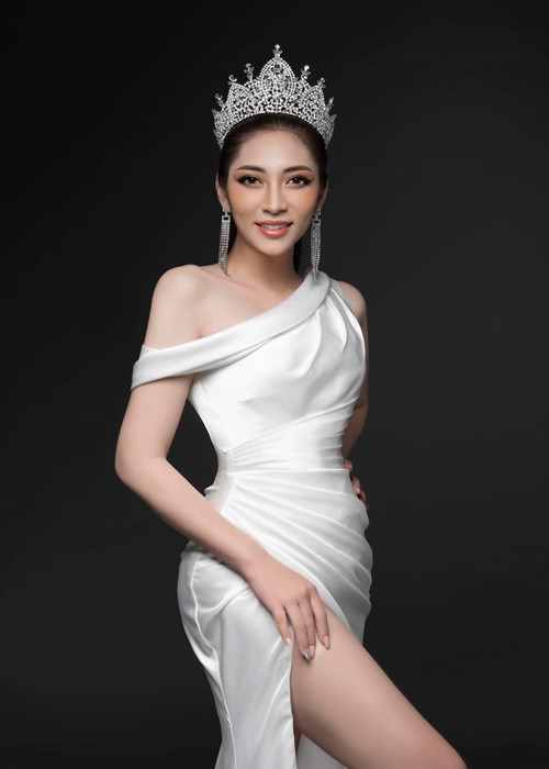 Thu Thảo nhận lời làm giám khảo của một số cuộc thi.