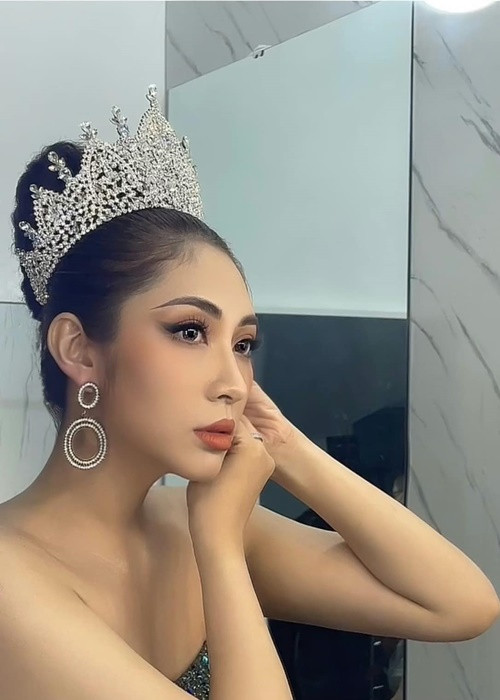 Trở lại sân khấu sau 3 năm, Thu Thảo xúc động. Cô hồi hộp hơn cả lần đầu đi thi hoa hậu.