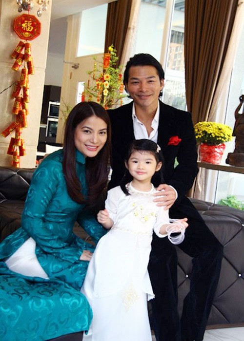 Đến tháng 4/2014, cặp đôi chính thức ly hôn. Con gái Bảo Tiên do Trần Bảo Sơn và Trương Ngọc Ánh chăm sóc. Cặp đôi một thời không gặp vấn đề nhiều trong việc phân chia tài sản. Ảnh: Vietnamnet