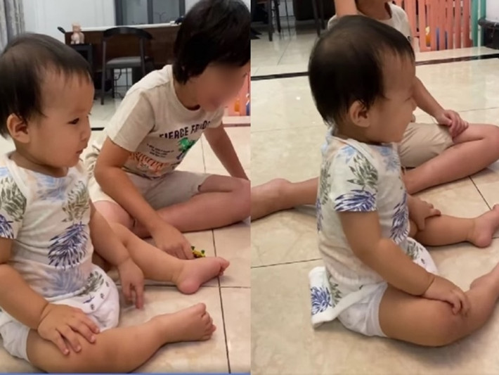 Trên trang cá nhân, diễn viên Quý Bình khoe clip con trai Eric phụ ba mẹ vái lạy vía Thần Tài. Nhóc tì nhà nam diễn viên có làn da trắng, khuôn mặt bụ bẫm và nụ cười rất rạng rỡ. Vì vẫn muốn giấu con nên Quý Bình không quay hoàn toàn gương mặt của bé Eric.
