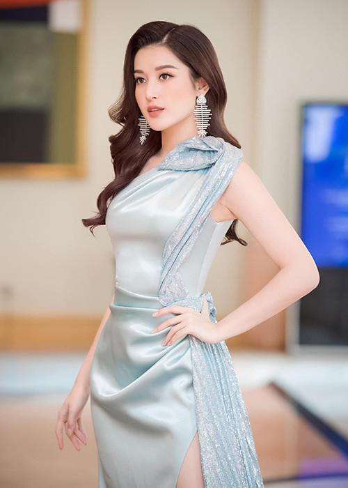 Năm 2018, Huyền My hé lộ bản thân từng trải qua hai mối tình, với mỗi người, cô đều có những bài học riêng.