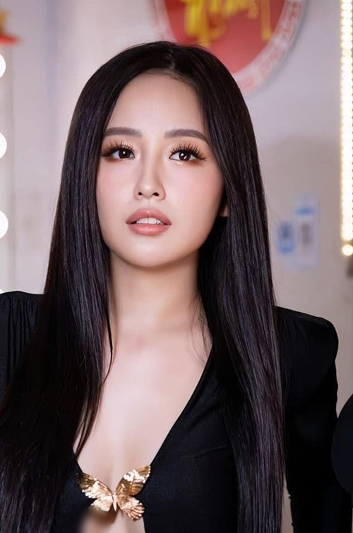 Hoa hậu Việt Nam 2006 từng chia sẻ trên Người Lao Động, cô nghĩ thời điểm kết hôn sẽ trùng với thời điểm có em bé.