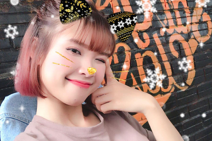 Sau tuần trăng mật với Kelvin Khánh, Khởi My bắt đầu đi hát trở lại.
