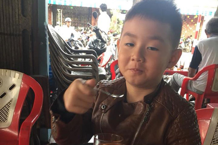 Con trai của sao Việt Lê Phương - Quách Ngoan Ngoan ngày càng kháu khỉnh.