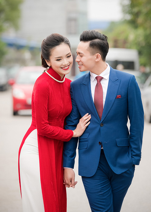 Top 10 cuộc thi Hoa hậu Việt Nam 2016 Tố Như và hôn phu hot boy cảnh sát rất xứng đôi vừa lứa.
