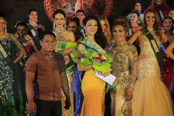 Các giải thưởng giúp Phương Khánh có thêm nhiều cơ hội trong chung kết Hoa hậu Trái đất 2018.