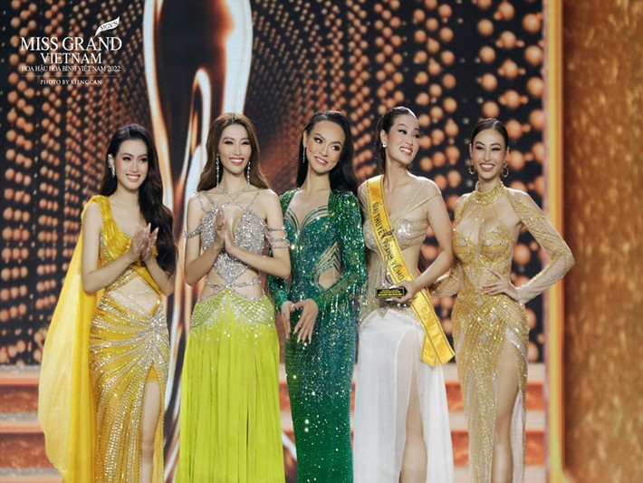 Nhiều người cho rằng Mai Ngô không giành thứ hạng cao hơn một phần vì gặp phải câu hỏi lạc quẻ. Ảnh: Lao động