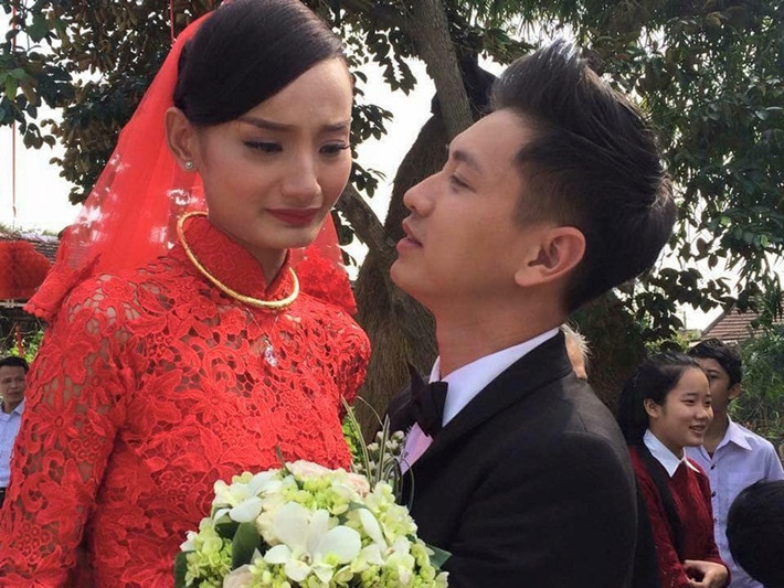 Ngoại tình trong "Cây táo nở hoa", Đỗ An ngoài đời có tổ ấm hạnh phúc. Nửa kia của nam diễn viên là người mẫu Lê Thúy. Cả hai kết hôn vào năm 2015 sau khoảng 1 năm hẹn hò.