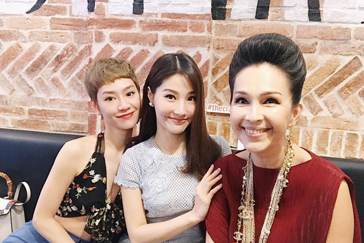 3 người đẹp tên My của showbiz Việt hội ngộ tại một sự kiện: ca sĩ Trà My, diễn viên Diễm My 9x và “nữ hoàng ảnh lịch” Diễm My (trái sang phải).