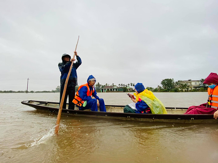 Trước hành trình này, bà Ngọc Hương đã không ít lần đi từ thiện.