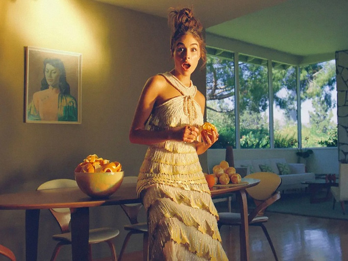 Hoa hậu Hoàn vũ Thế giới 2012 - Olivia Culpo xuất hiện trên tạp chí Grazia USA trong trang phục của Công Trí. Ảnh: Fanpage