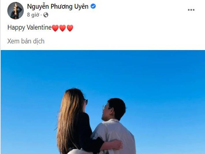 Mới đây, nhân dịp Valentine, nhạc sĩ Phương Uyên công khai hẹn hò ca sĩ Thanh Hà.