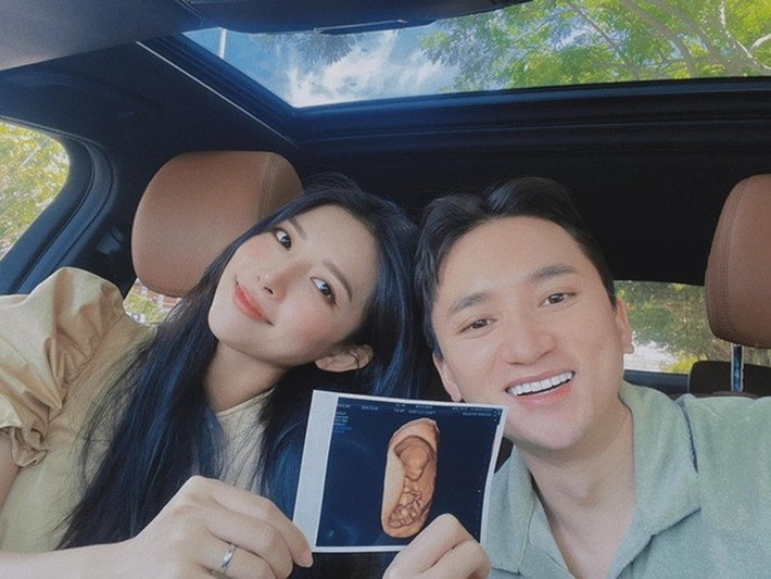 Đến nay, cả hai bên nhau đã được 8 năm.