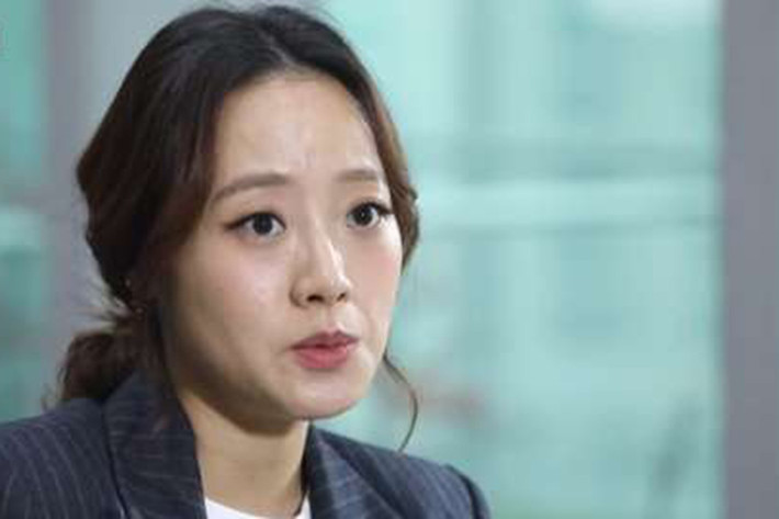 “Một số đoạn chat về dự tiệc đã khiến tôi đặt nghi vấn về việc Seungri có hành vi môi giới mại dâm", Kang Kyung Yoon chia sẻ thêm. Ảnh: SBS