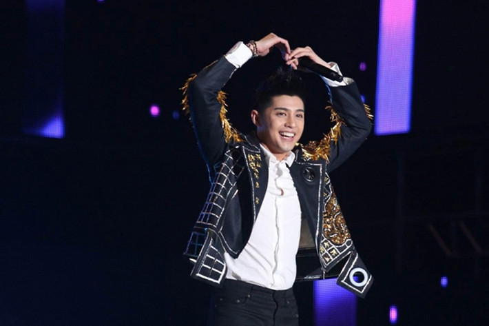 Noo Phước Thịnh vừa vinh dự xuất hiện tại chương trình Asia song festival 2016 được tổ chức ở Hàn Quốc với vai trò ca sĩ khách mời. (Ảnh: VTC News)