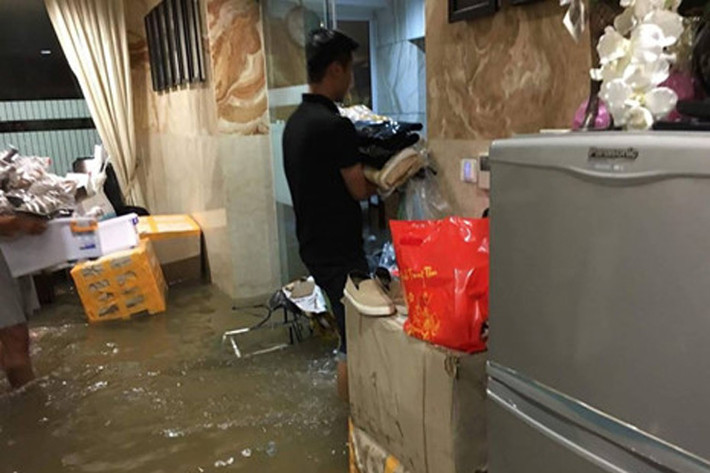 Để đảm bảo an toàn, Mr Đàm cũng đã ngắt toàn bộ hệ thống điện trong biệt thự.