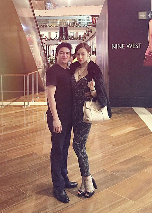 Lùm xùm yêu đại gia thẩm mỹ Chiêm Quốc Thái khiến Angela Phương Trinh đã mất điểm trong mắt người hâm mộ.