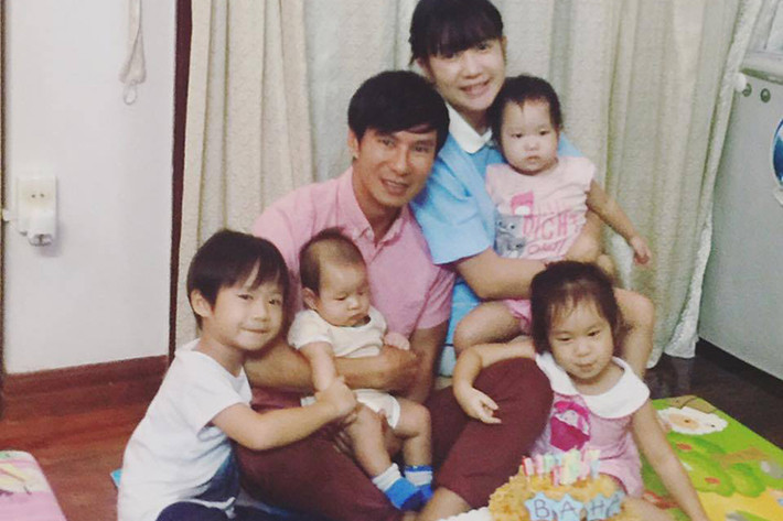 Ngày 28/9 vừa qua, ca sĩ Lý Hải tròn 48 tuổi. Dù sở hữu khối tài sản không nhỏ nhưng anh đón sinh nhật vô cùng giản dị.