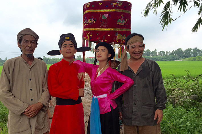 Đỗ Duy Nam vốn là thí sinh bước ra từ cuộc thi Gương mặt thân quen 2016. Tham gia chương trình, anh được khán giả yêu mến bởi tính cách thân thiện, gần gũi. (Ảnh: Facebook đạo diễn Phạm Đông Hồng)