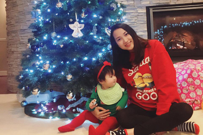 Khi biết mình đã có tin vui, Lam Trường đã bay sang Mỹ để chăm sóc vợ. Trước đó, cả hai từng dự tính sẽ sinh con khi Yến Phương hoàn thành khóa học ở xứ cờ hoa vào năm 2016. Ảnh: Facebook nhân vật)
