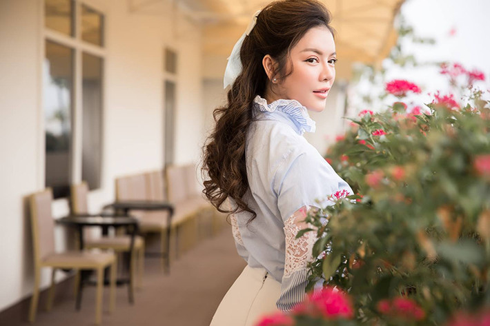 Ở tuổi 36, diễn viên Lý Nhã Kỳ sở hữu nhan sắc trẻ trung, xinh đẹp. Ảnh: FBNV