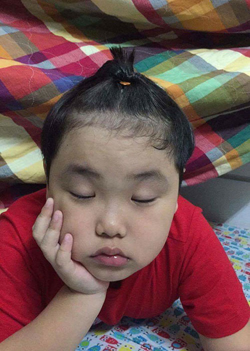 Cậu con trai thứ hai của Xuân Bắc càng lớn càng đáng yêu.