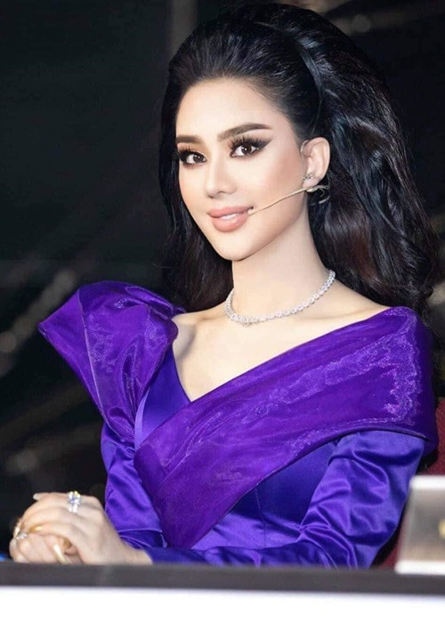 Phi Hùng tố Lâm Khánh Chi trong khi đó, mối quan hệ giữa cô và một số tình cũ khác lại khá tốt đẹp. Ảnh: FBNV