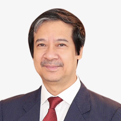 Bộ trưởng Bộ Giáo dục - Đào tạo; Chủ tịch Hội đồng, Giám đốc Đại học Quốc gia Hà Nội Nguyễn Kim Sơn (sinh ngày: 18/11/1966) quê quán: xã Tân Trào, huyện Kiến Thụy, thành phố Hải Phòng. Chức vụ: Ủy viên Trung ương Đảng; Bộ trưởng Bộ Giáo dục - Đào tạo; Chủ tịch Hội đồng, Giám đốc Đại học Quốc gia Hà Nội. Trình độ: Phó Giáo sư, Tiến sĩ Ngữ văn.